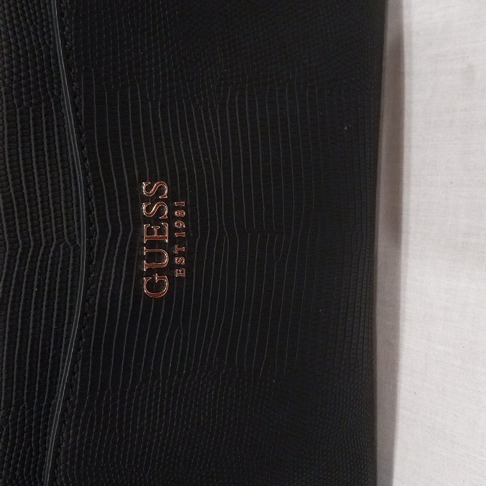 Crossbody - Picture 14 of 14